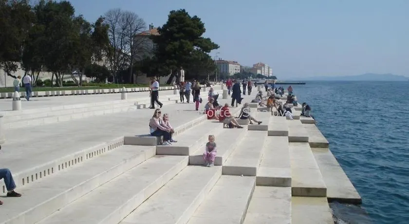 Holiday Apartment In Privlaka With Sea View, Balcony, Air Conditioning, W-Lan 667-1  Privlaka (Zadar)