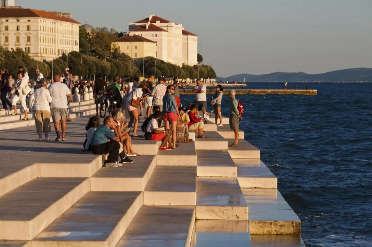 Holiday Apartment In Privlaka With Sea View, Balcony, Air Conditioning, W-Lan 667-1 Croatia
